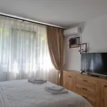 Apartment Saturn