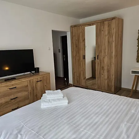 Saturn Apartment Brasov