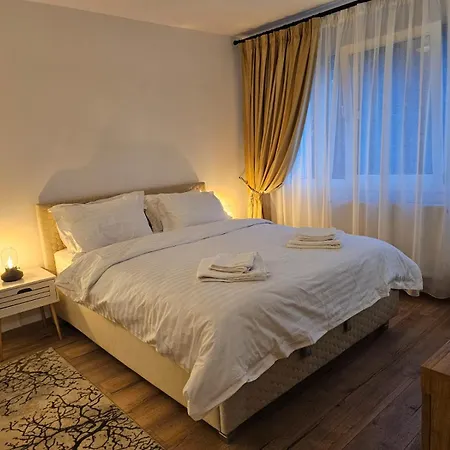 Saturn Apartment Brasov