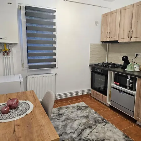 Апартаменти Saturn