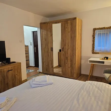 Saturn Apartment